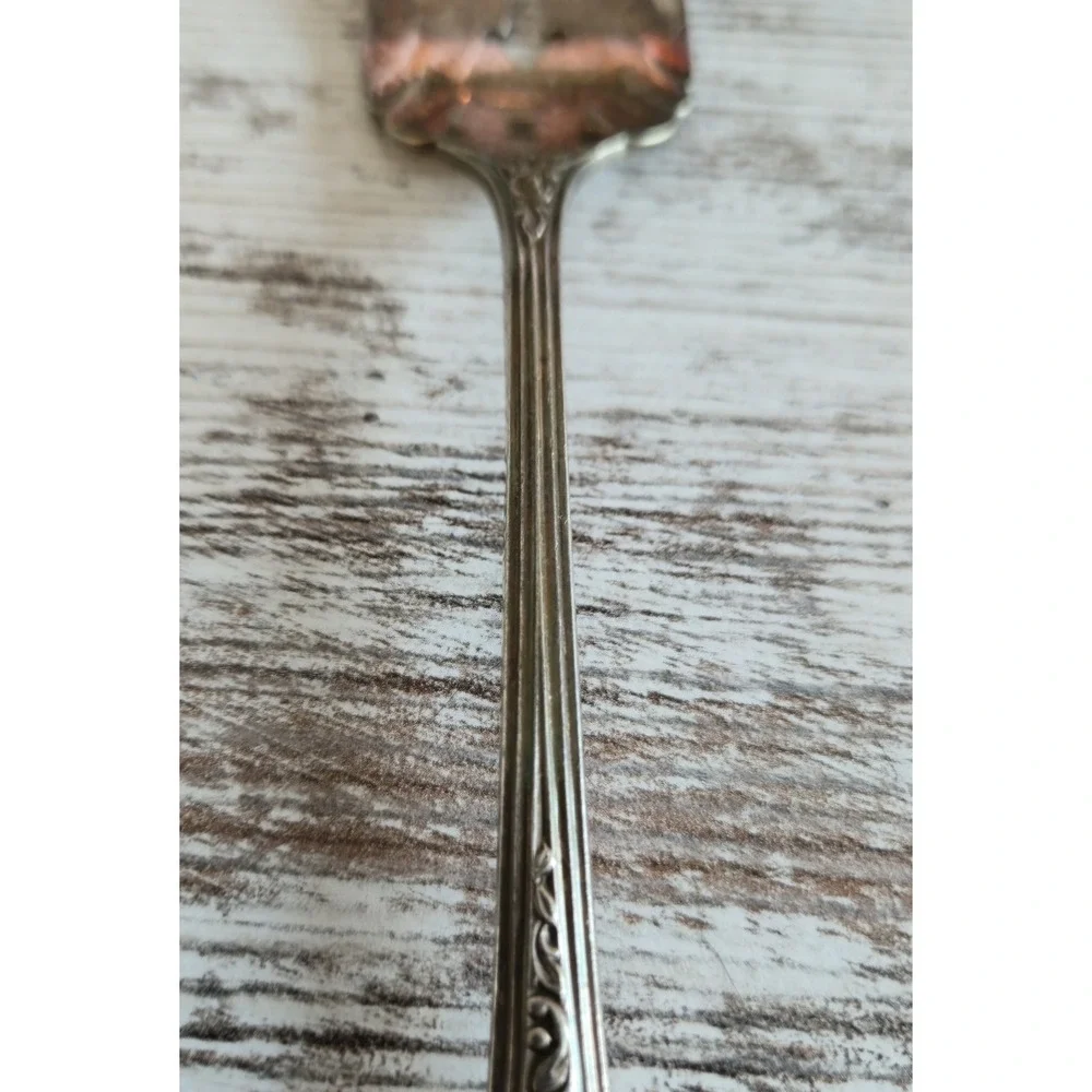 Vintage 1881 Rogers Oneida Ltd. Enchantment Silverplate 3-Tine Serving Fork